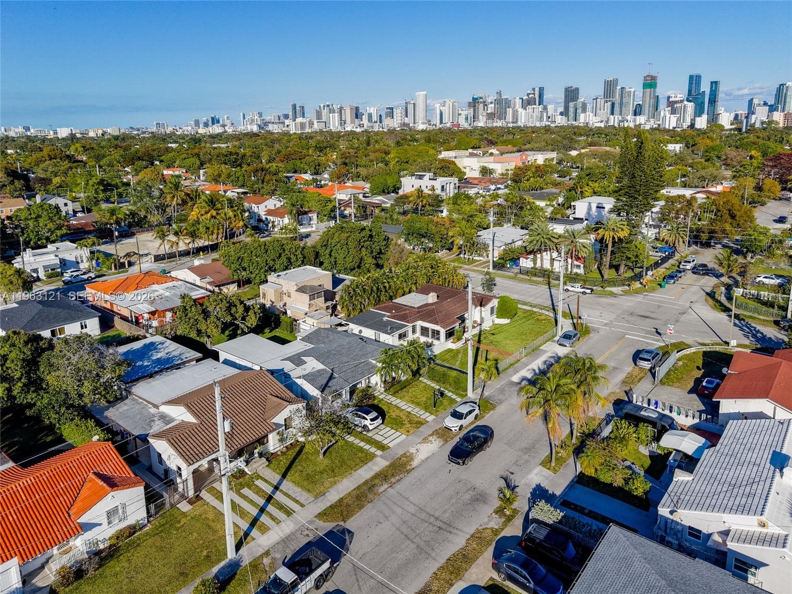 1631 SW 21st St, Miami FL 33145 photo 4