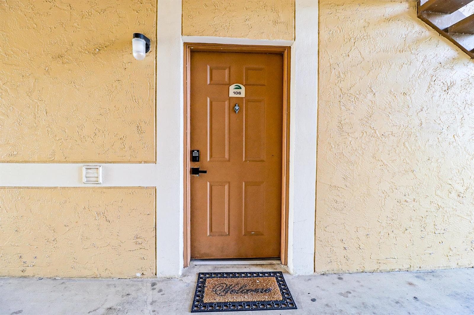 450 Palm Circle # 106, Pembroke Pines FL 33025 photo 4