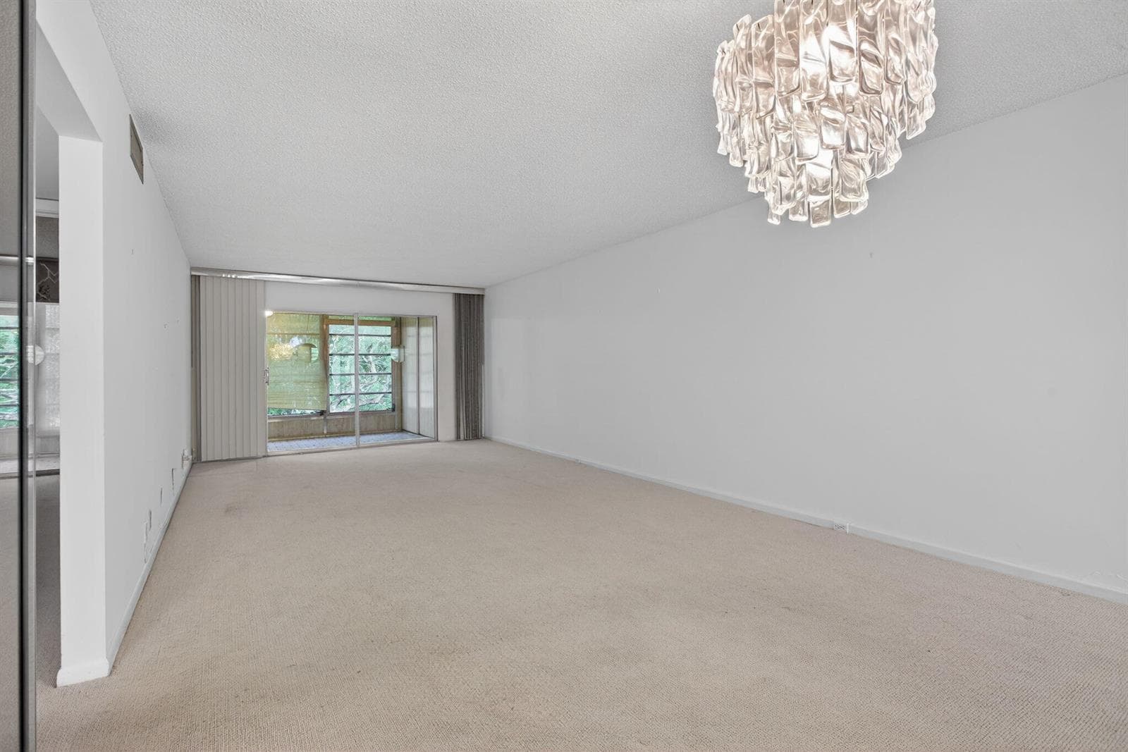 2403 Antigua Circle # B4, Coconut Creek FL 33066 photo 4