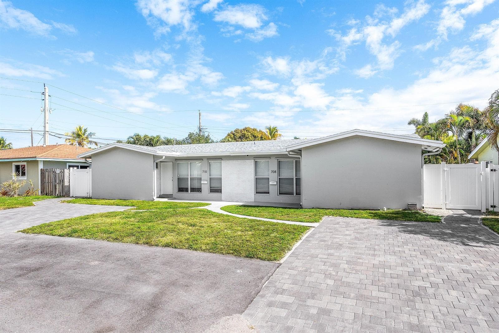 708-710 NE 23rd Avenue, Pompano Beach FL 33062 photo 4