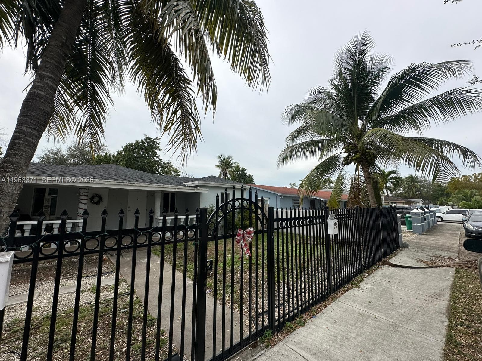 1128 NW 101st St, Miami FL 33150 photo 2