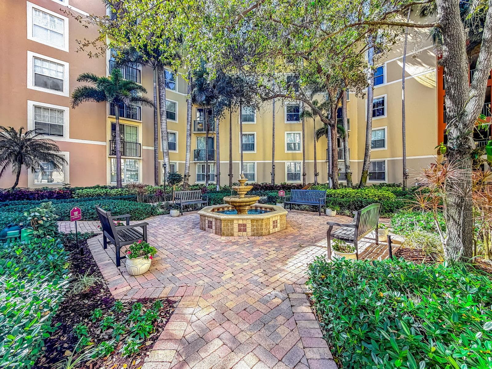 630 S Sapodilla Avenue # 218, West Palm Beach FL 33401 photo 3