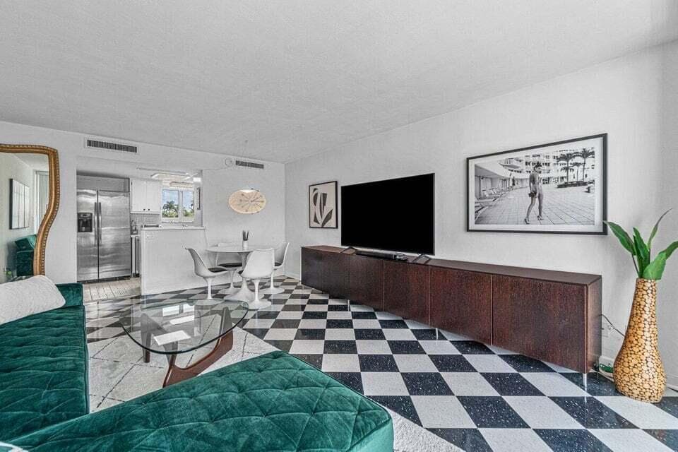 2505 S Ocean Boulevard # 303, Palm Beach FL 33480 photo 5