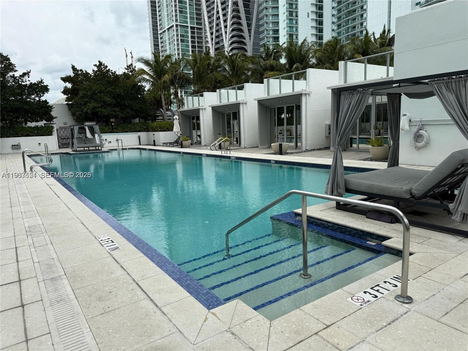 851 NE 1st ave # 1, Miami FL 33132
