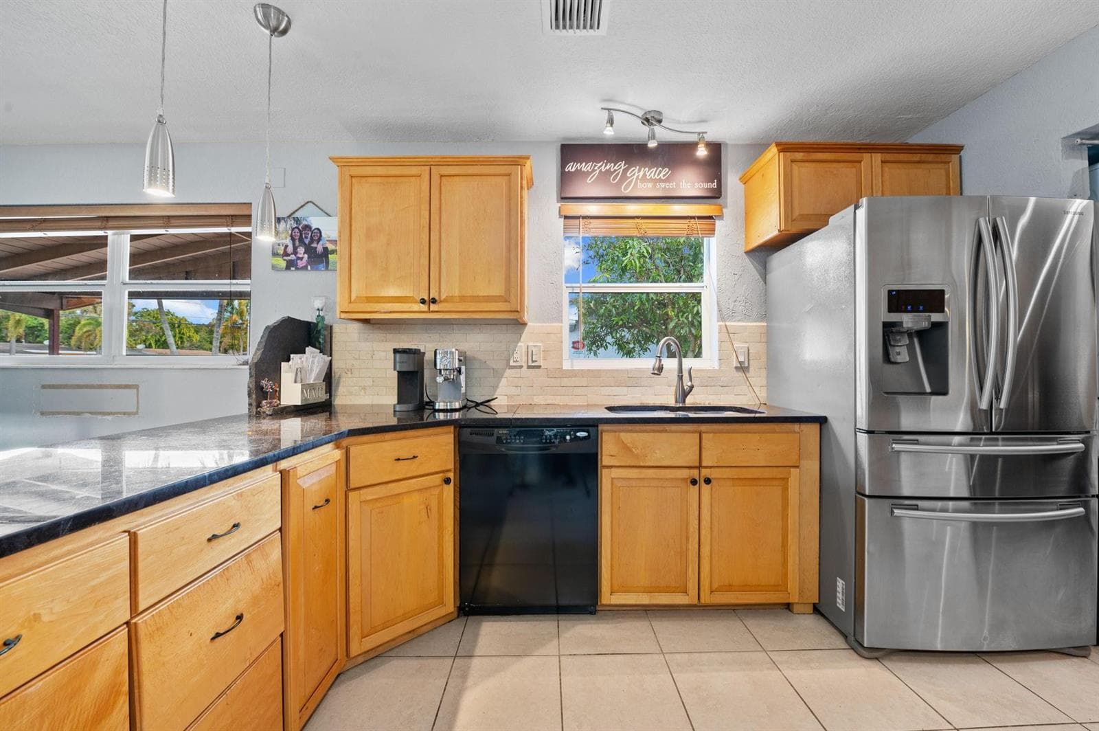5554 SW 6th Street, Margate FL 33068 photo 5