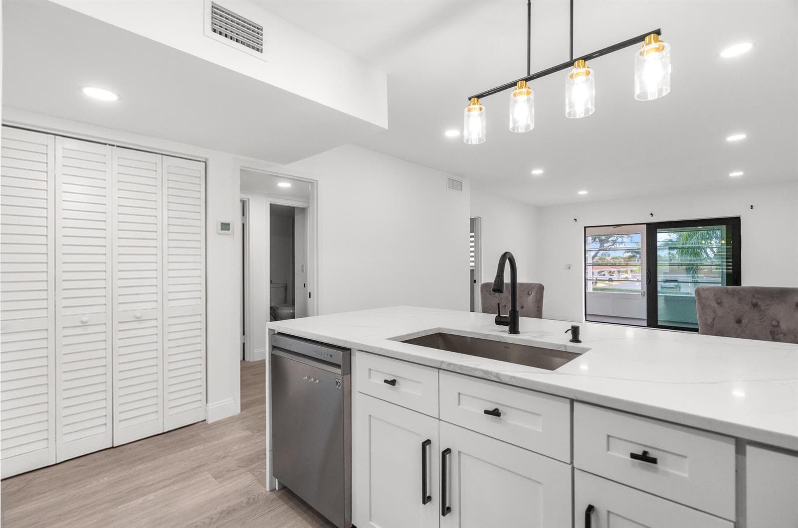 5 Abbey Lane # 207, Delray Beach FL 33446 photo 4