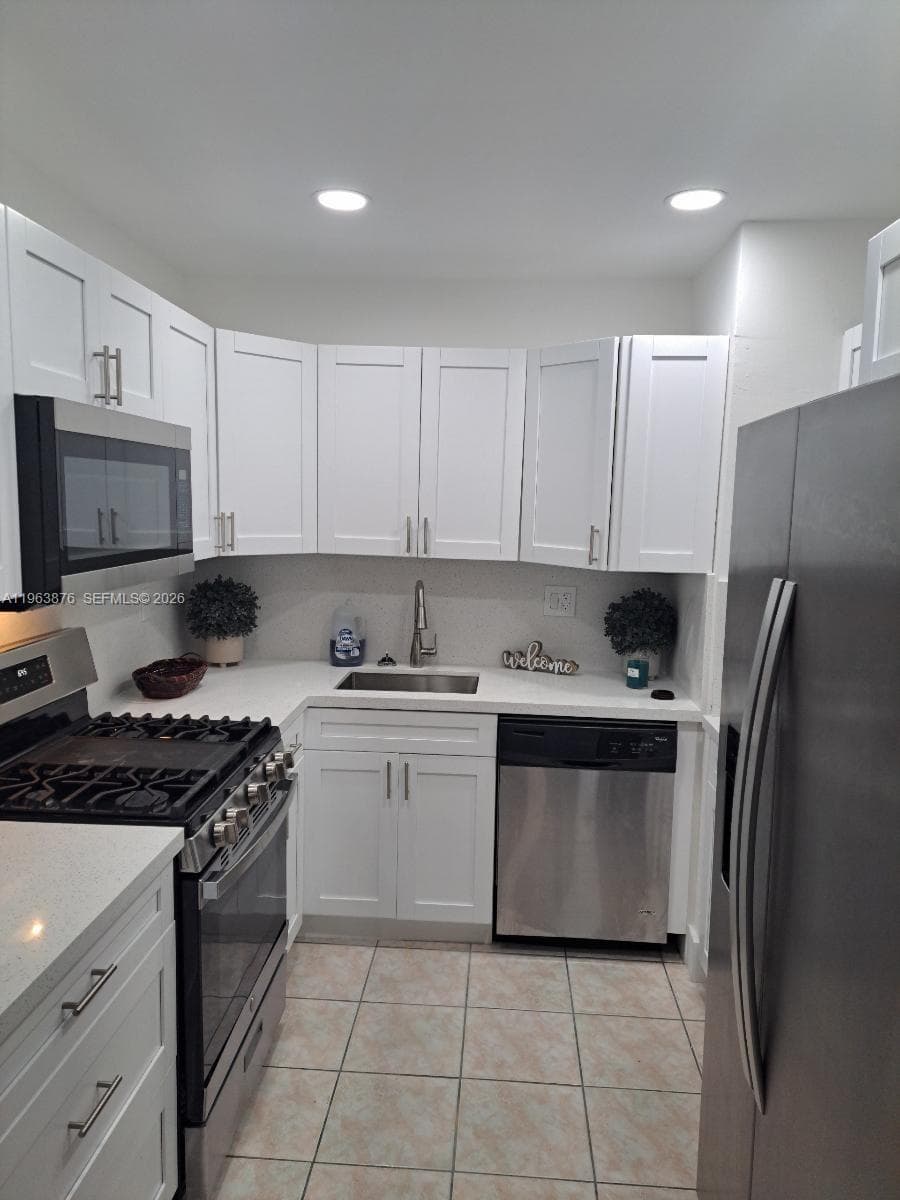 3020 E Missionwood Ln # A-56, Miramar FL 33025 photo 2