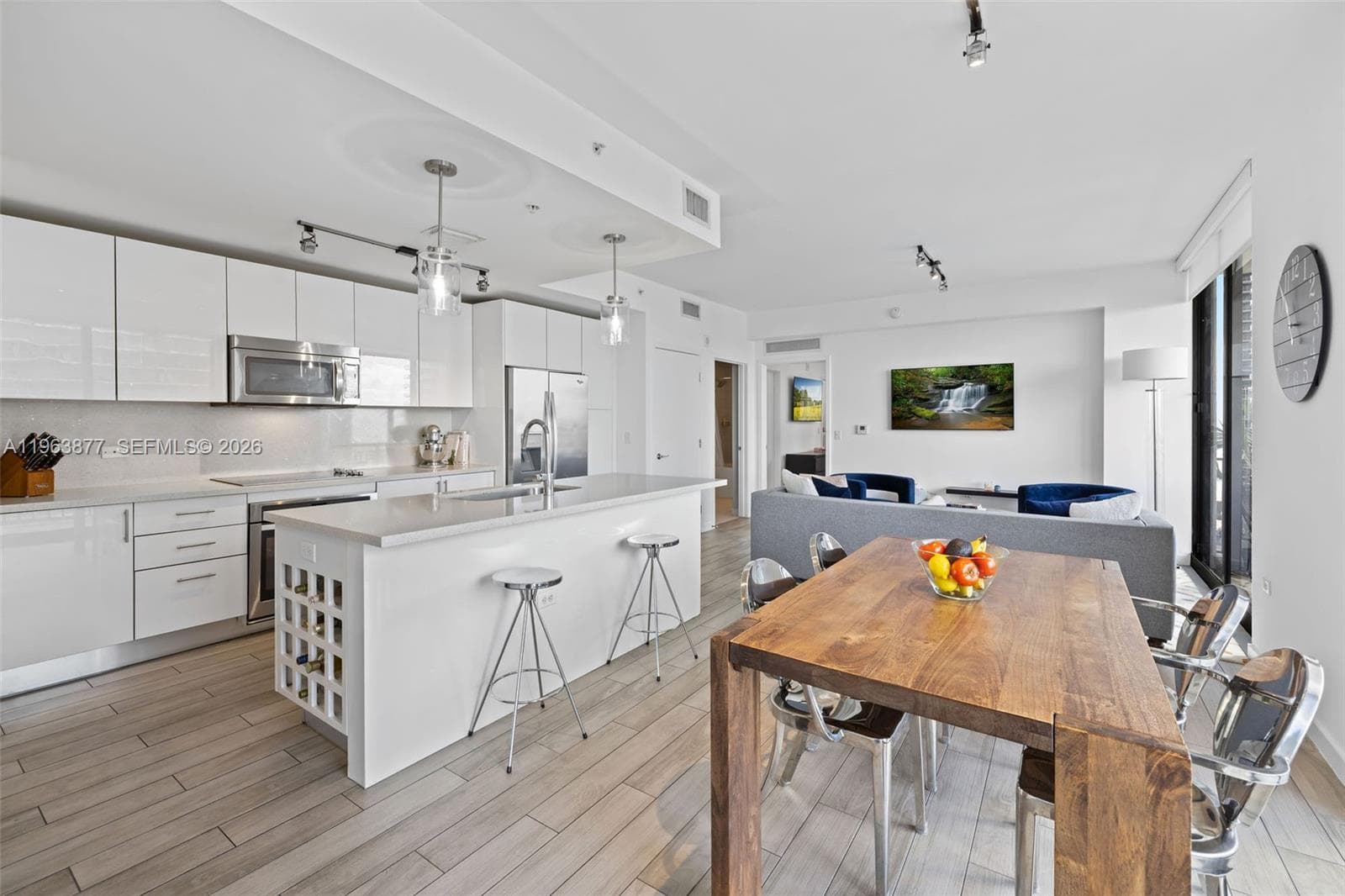 999 SW 1st Ave # 2303, Miami FL 33130 photo 3