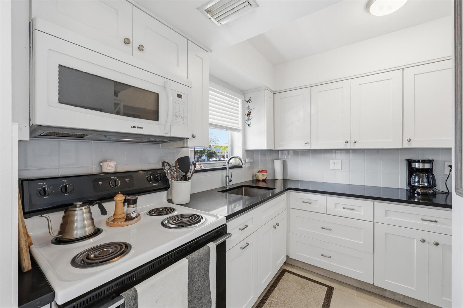 18081 SE Country Club Drive # 60, Jupiter FL 33469 photo 5