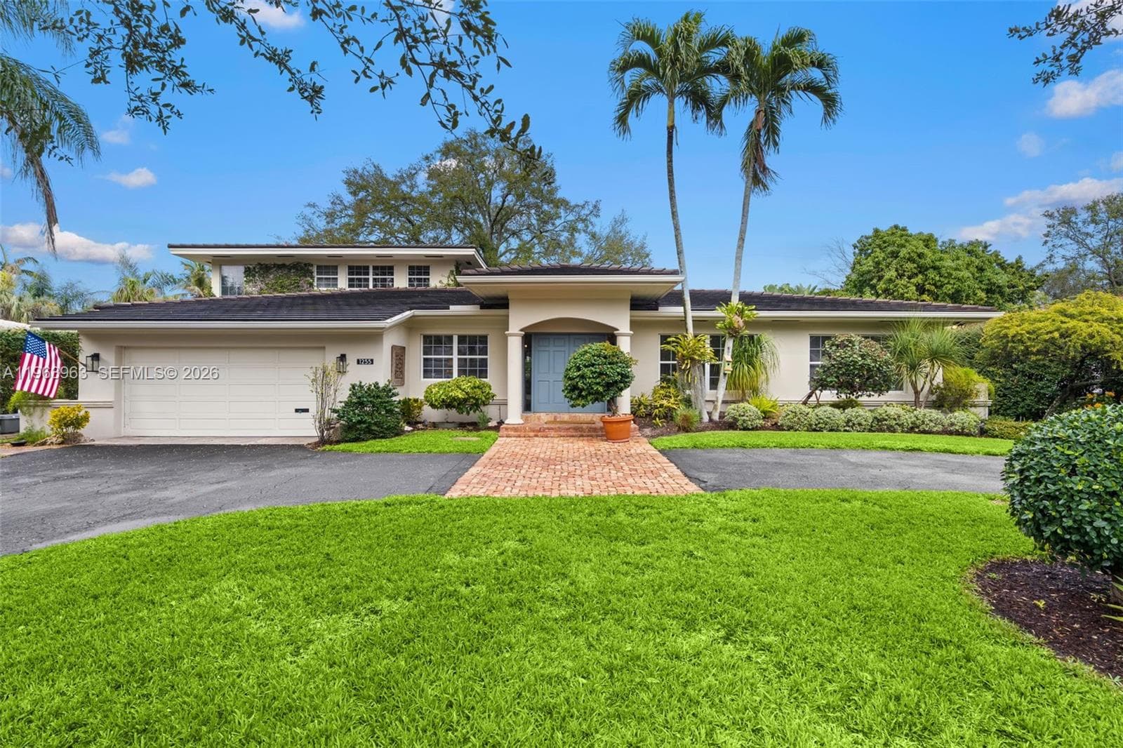 1255 Algardi Ave, Coral Gables FL 33146