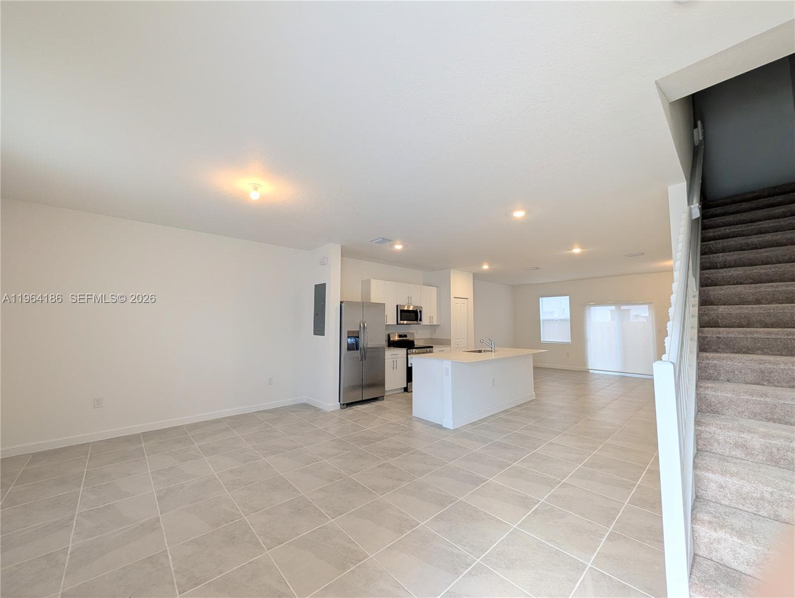 1172 SE 1st Ter, Florida City FL 33034 photo 2