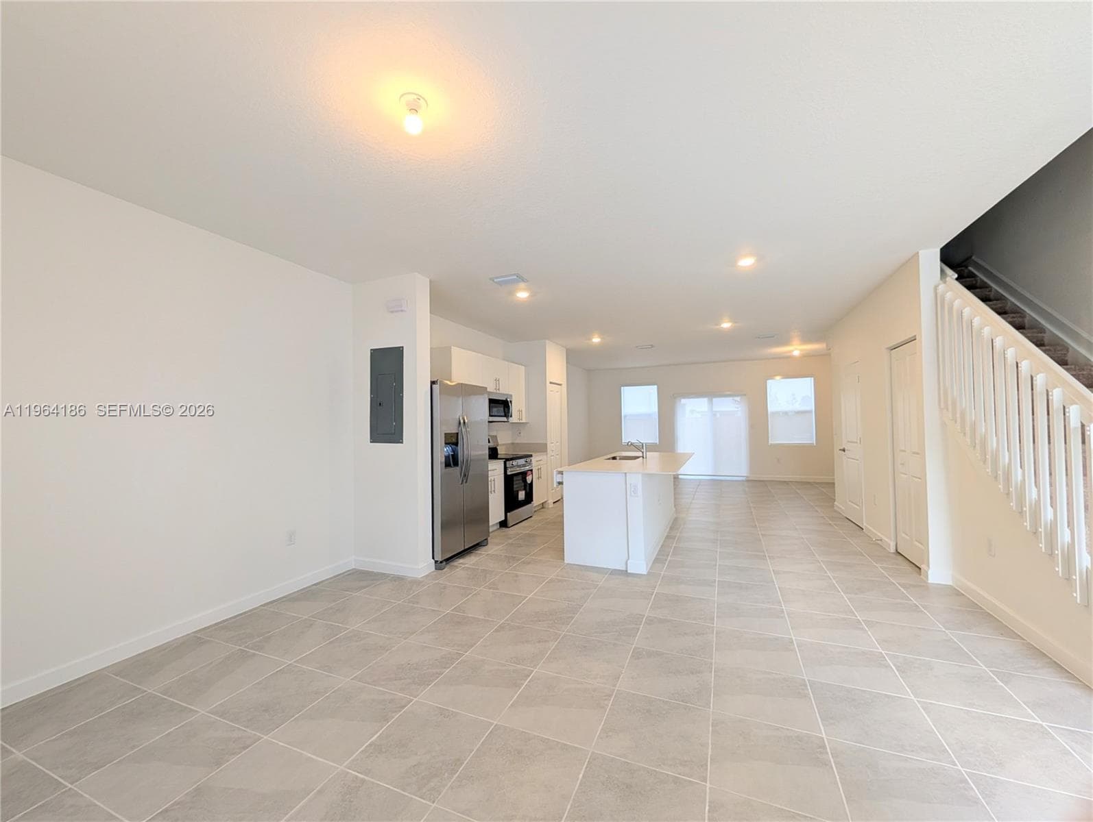 1172 SE 1st Ter, Florida City FL 33034 photo 3