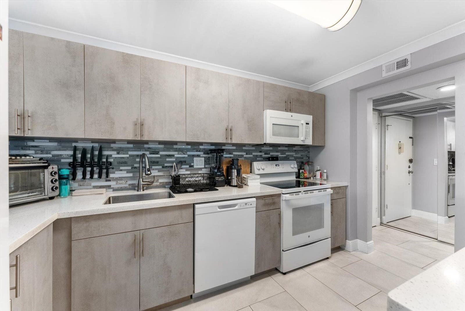 2751 Taft Street # 403, Hollywood FL 33020 photo 3