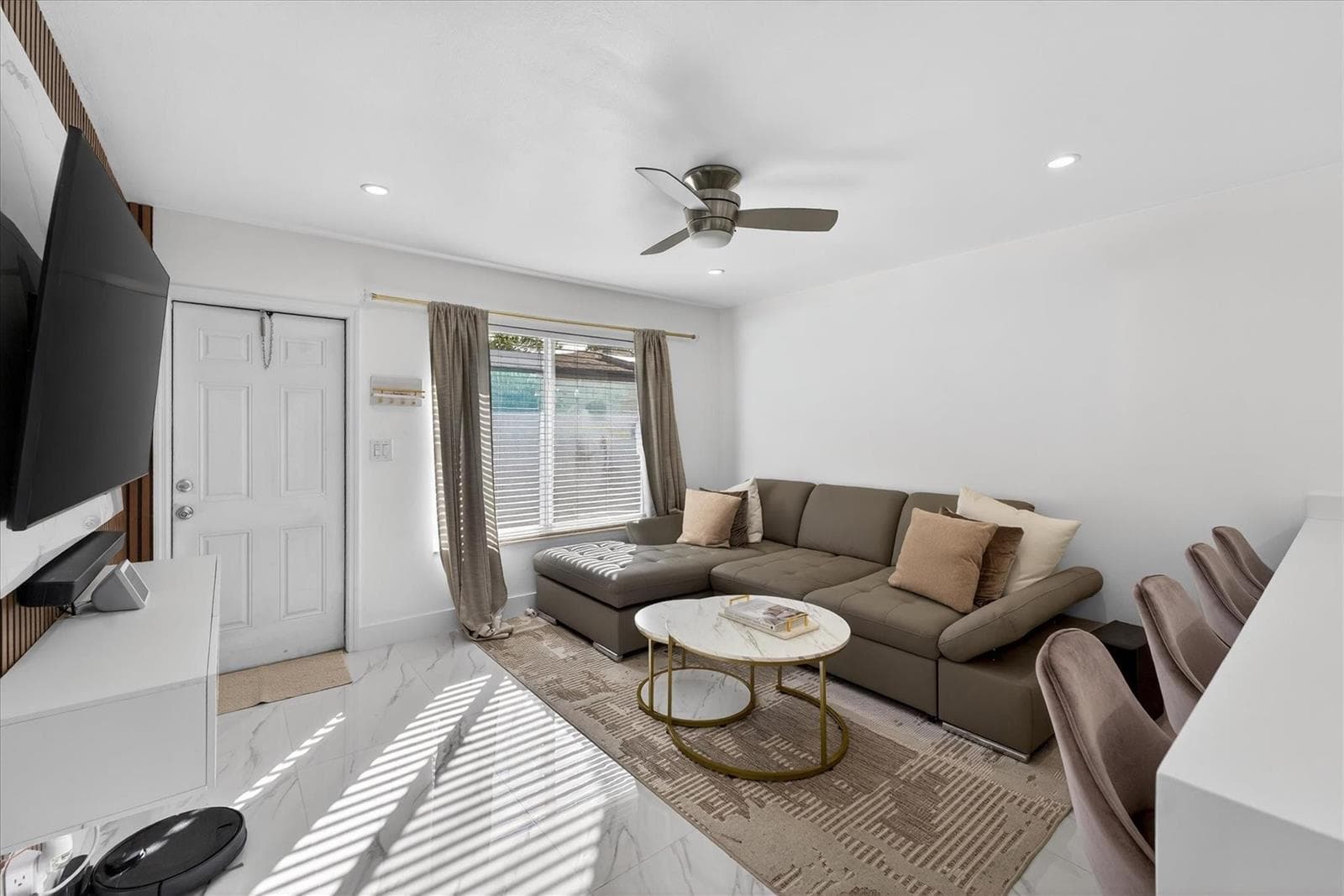 883 NE 33rd Street, Oakland Park FL 33334 photo 3