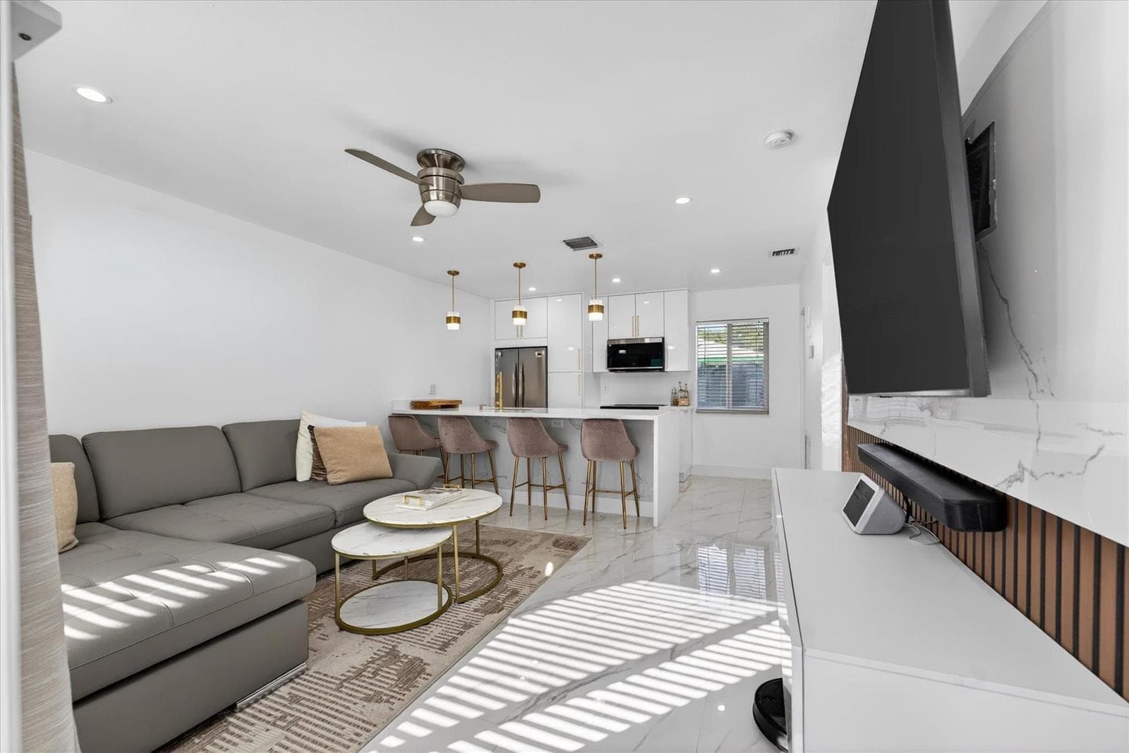883 NE 33rd Street, Oakland Park FL 33334 photo 4