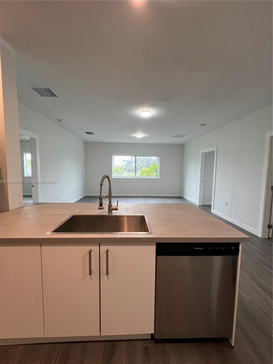2311 NW 22nd Ave # 405, Miami FL 33142