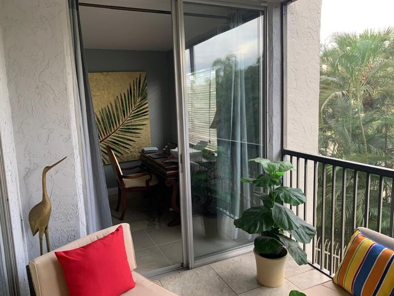 3940 Inverrary Boulevard # 302, Lauderhill FL 33319 photo 4