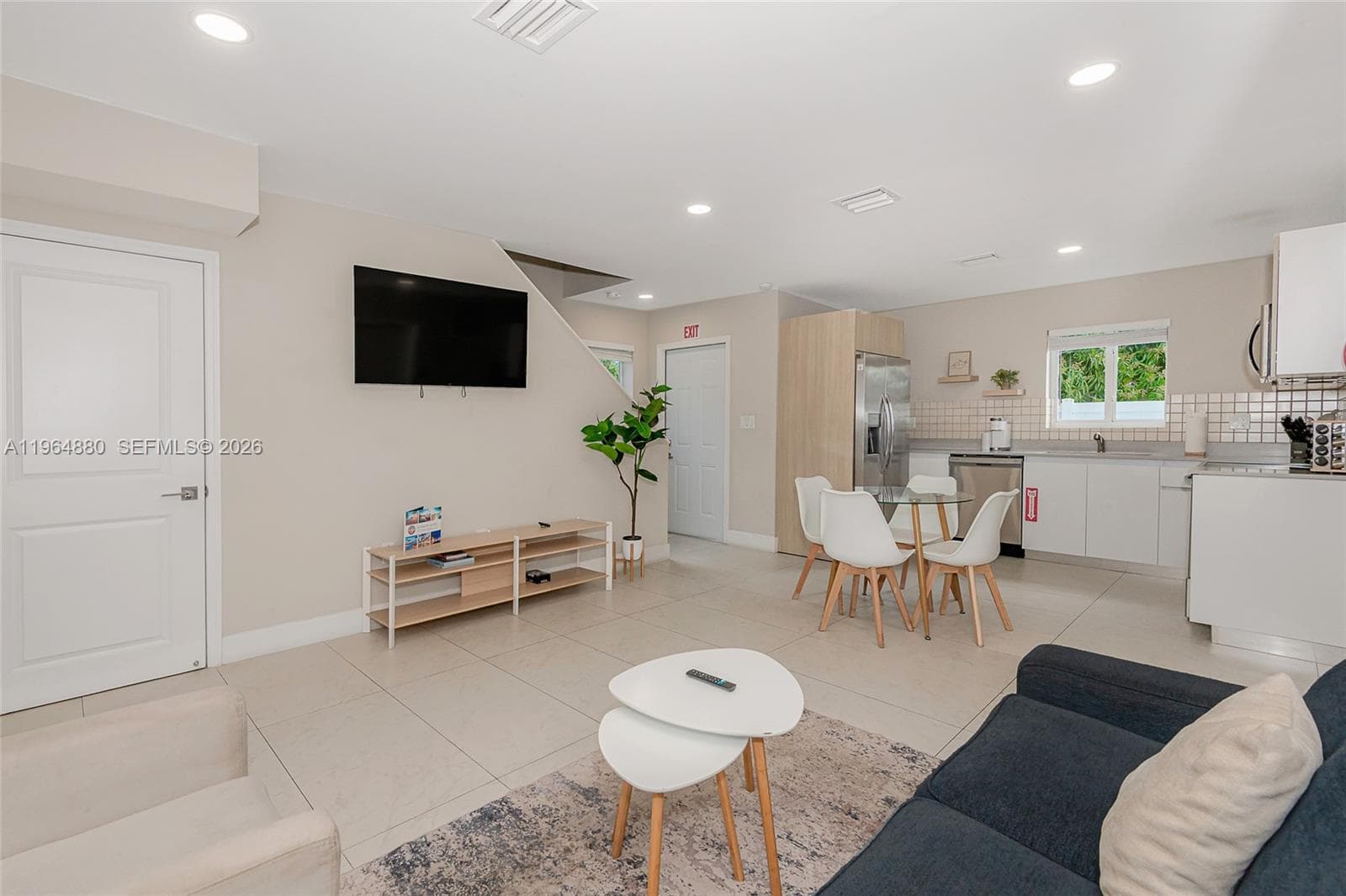 507 NW 8th Ave #1, Fort Lauderdale FL 33311 photo 5