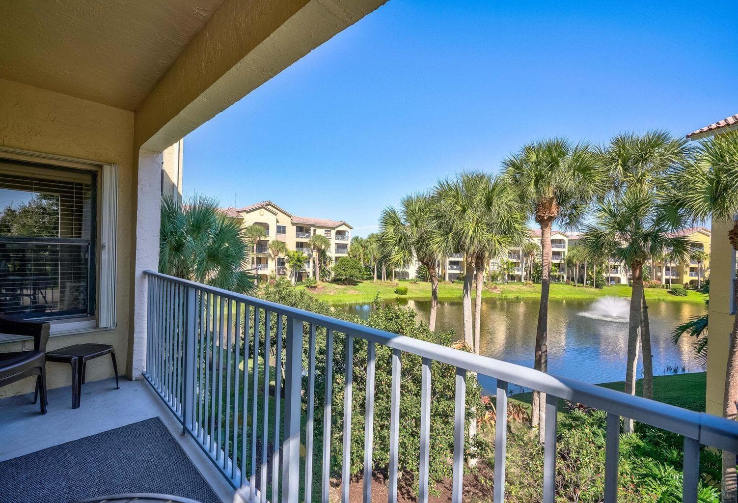 300 Uno Lago Drive # 305, Juno Beach FL 33408 photo 4