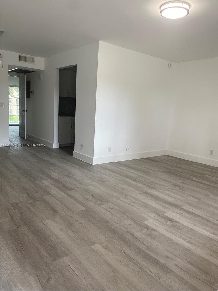 13455 SW 9th Ct # 203J, Pembroke Pines FL 33027
