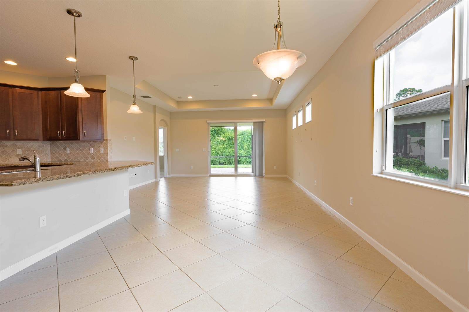 11008 SW Winding Lakes Circle, Port St. Lucie FL 34987 photo 4
