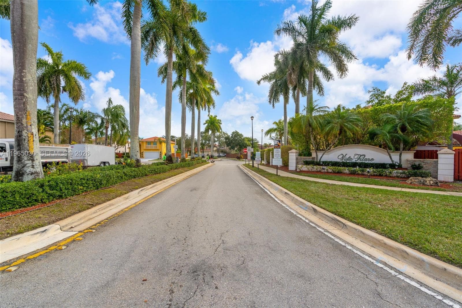 14734 Via Tivoli Ct, Davie FL 33325 photo 2