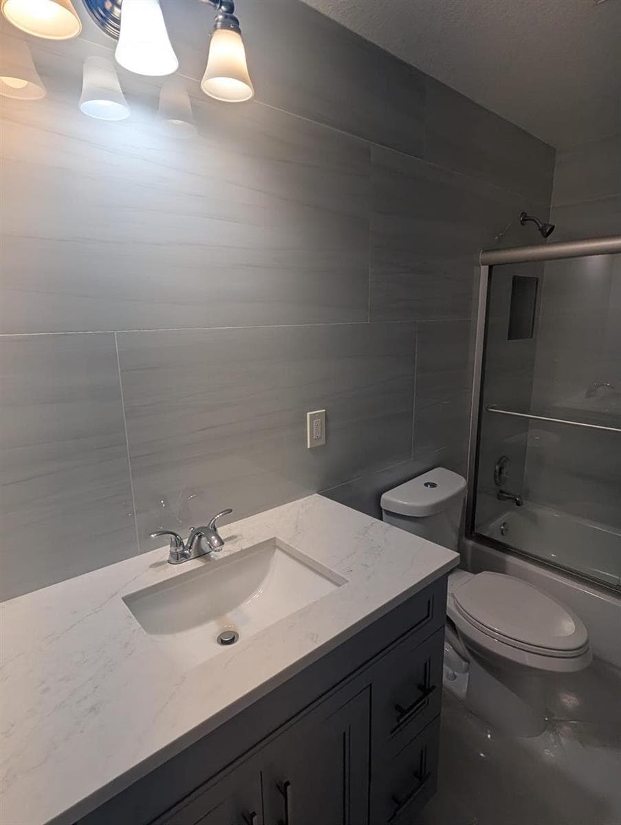 7713 Kimberly Boulevard, North Lauderdale FL 33068 photo 2