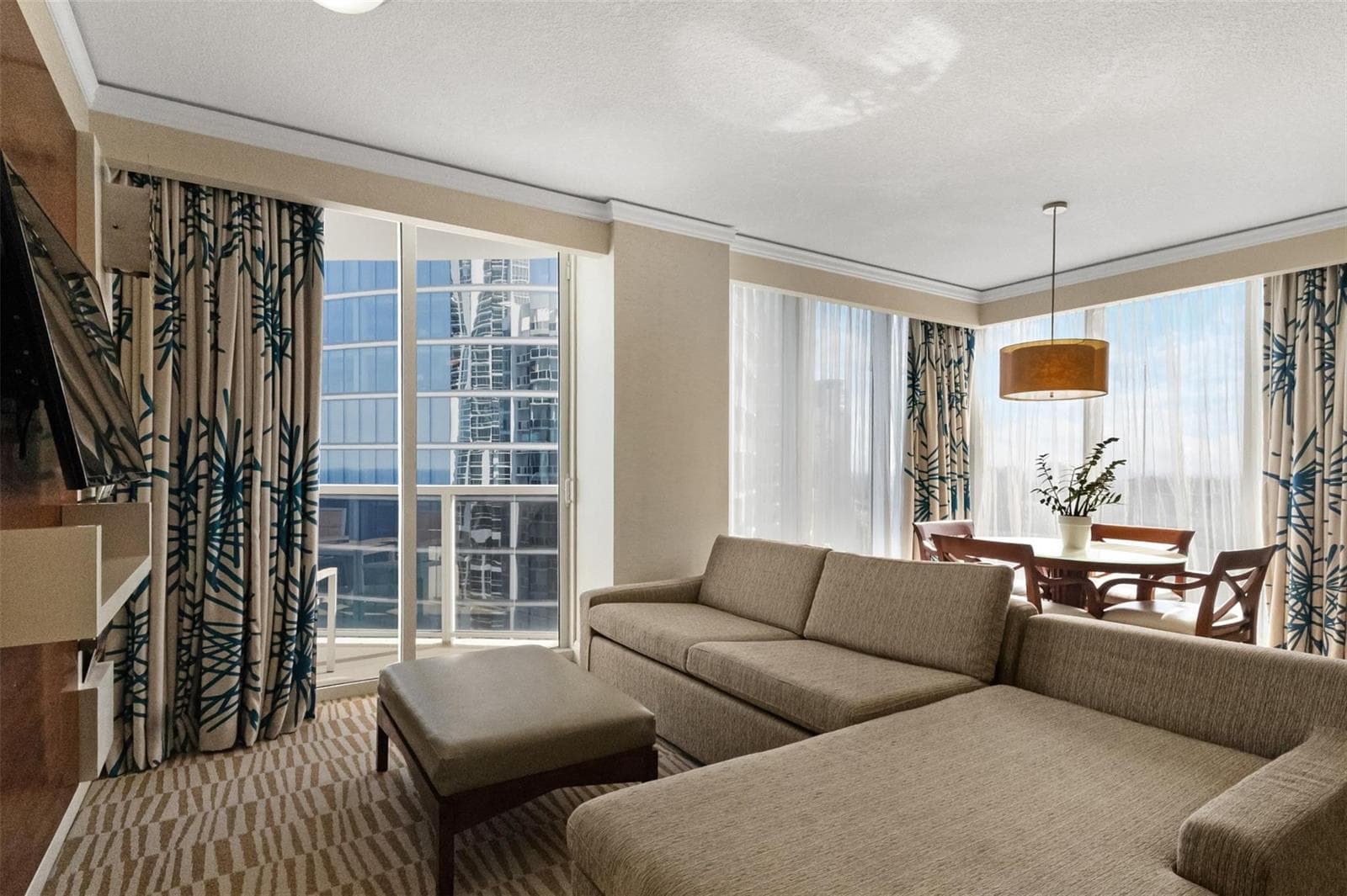 18001 Collins Avenue, Sunny Isles Beach FL 33160 photo 2