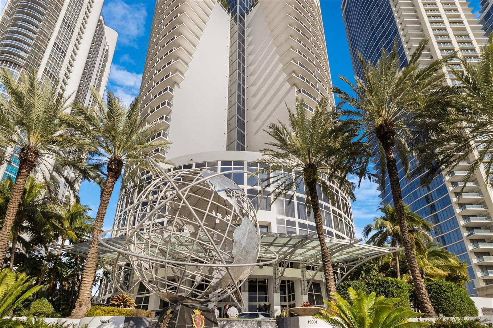 18001 Collins Avenue, Sunny Isles Beach FL 33160 photo 4