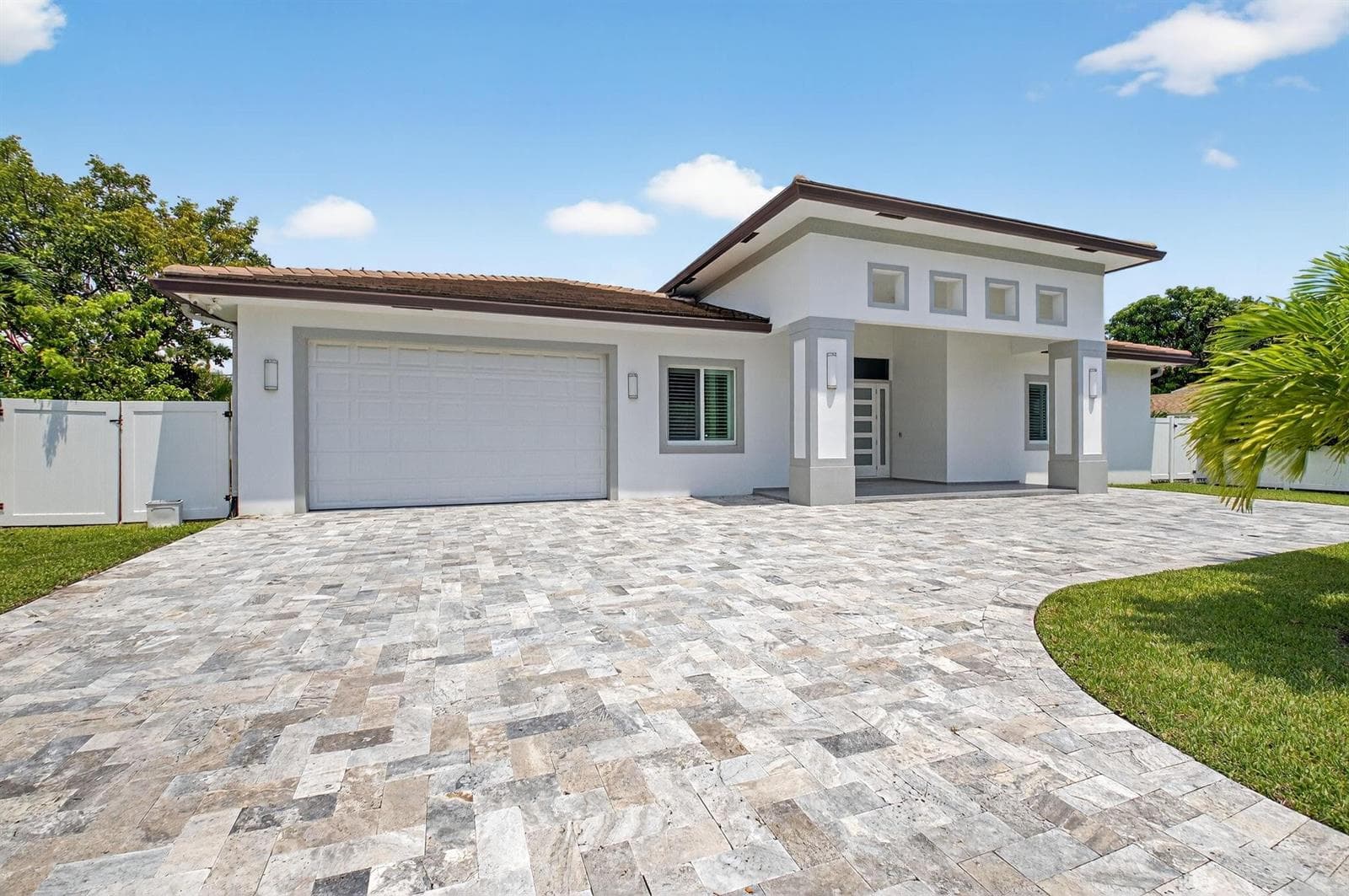 711 NE 6th Street, Boca Raton FL 33432 photo 2