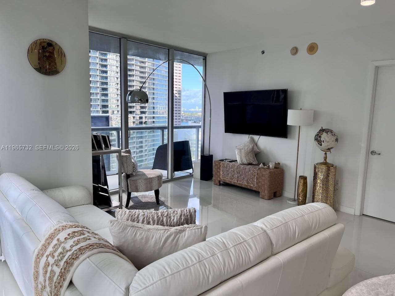 475 Brickell Ave # 1715, Miami FL 33131 photo 5