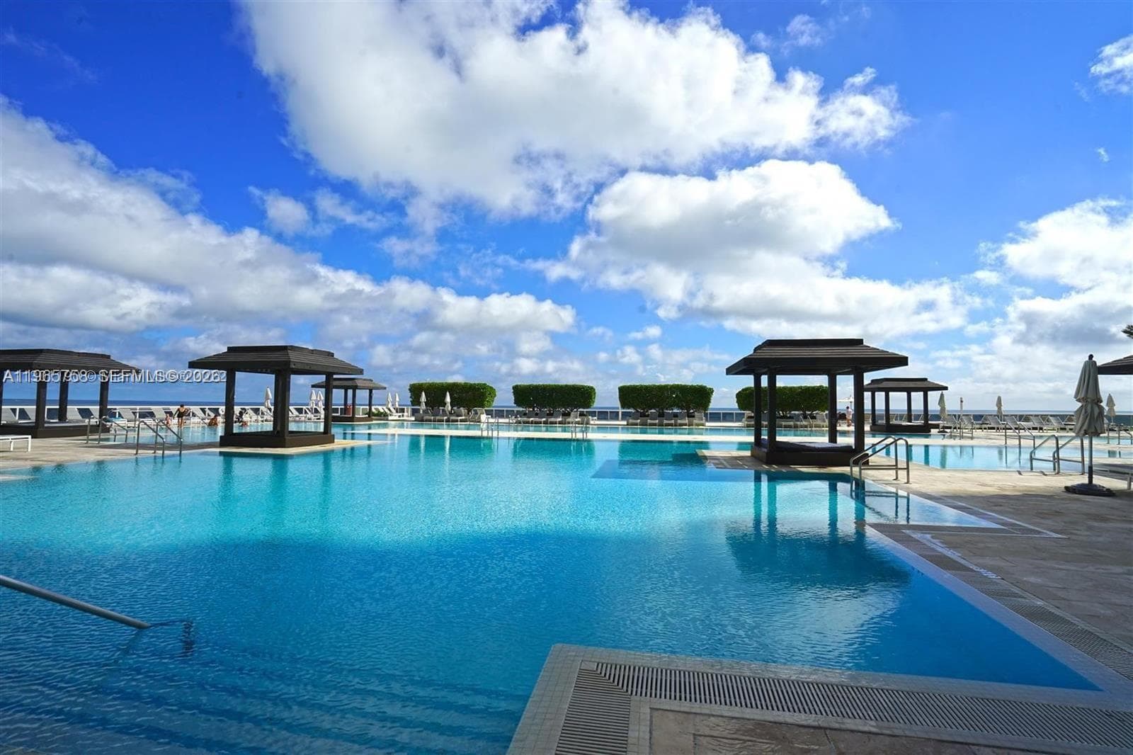 1800 S Ocean Dr # 2406, Hallandale Beach FL 33009 photo 2