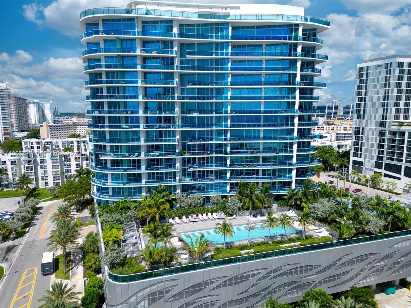 17550 Collins Ave # 1205, Sunny Isles Beach FL 33160 photo 2