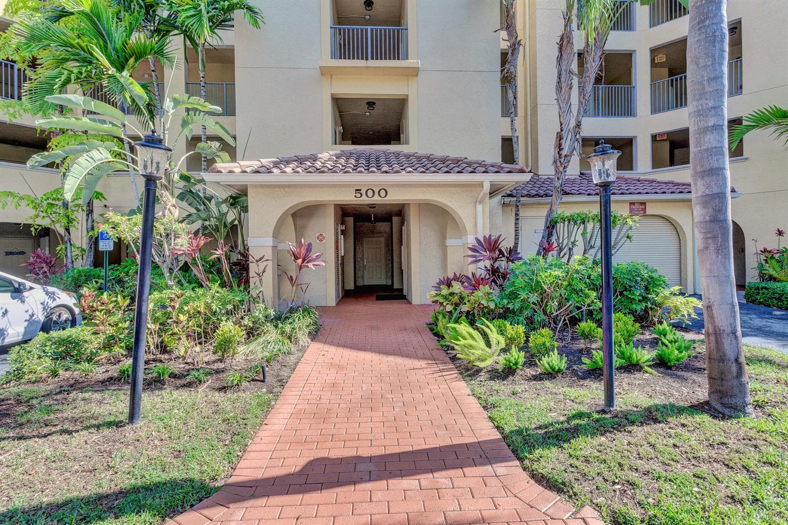 500 Uno Lago Drive # 402, Juno Beach FL 33408 photo 4