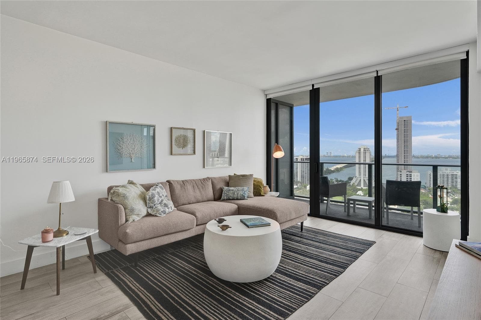 121 NE 34th St # 2205, Miami FL 33137 photo 2