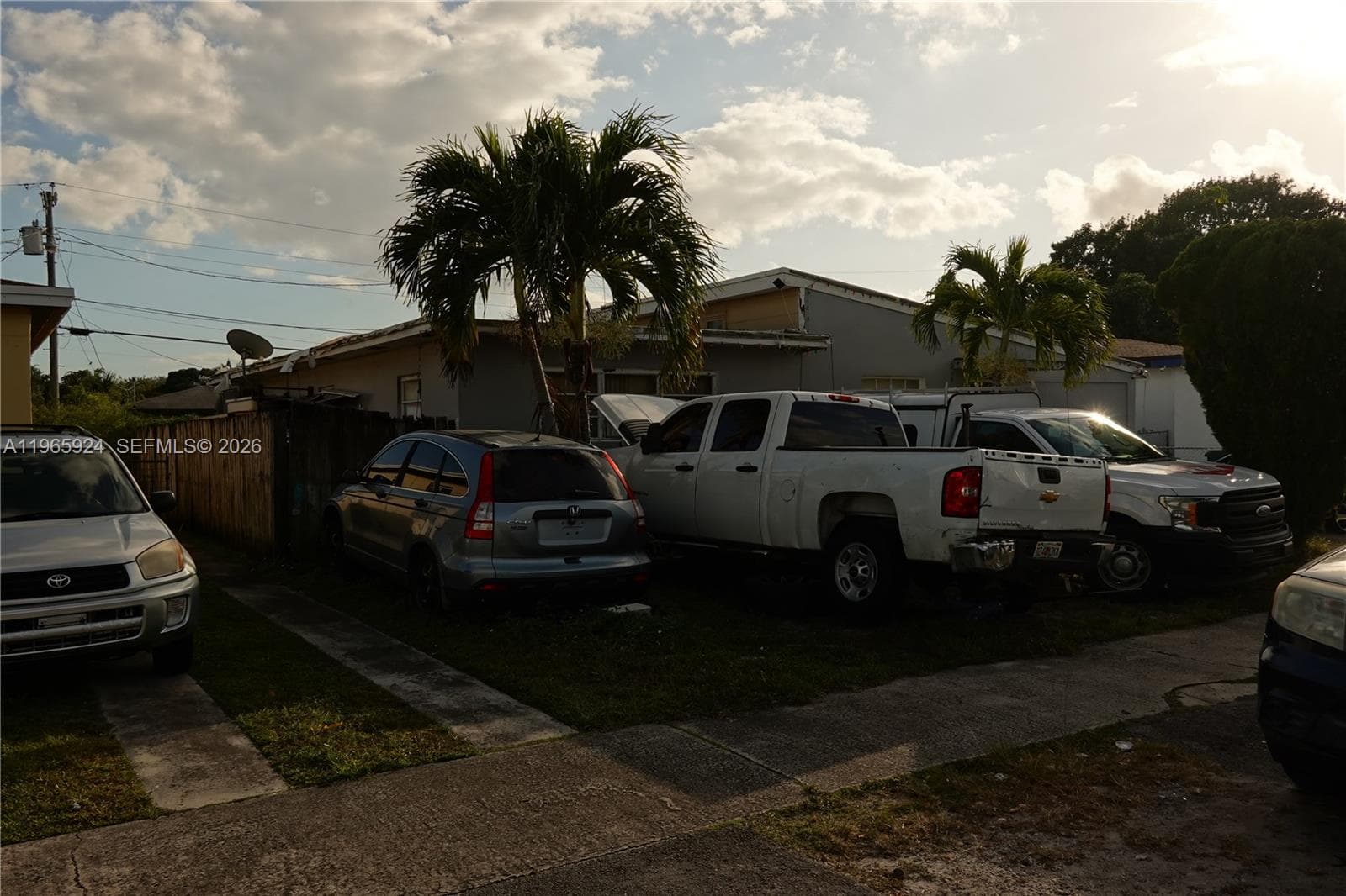 810 NW 84th Ter, Miami FL 33150 photo 3
