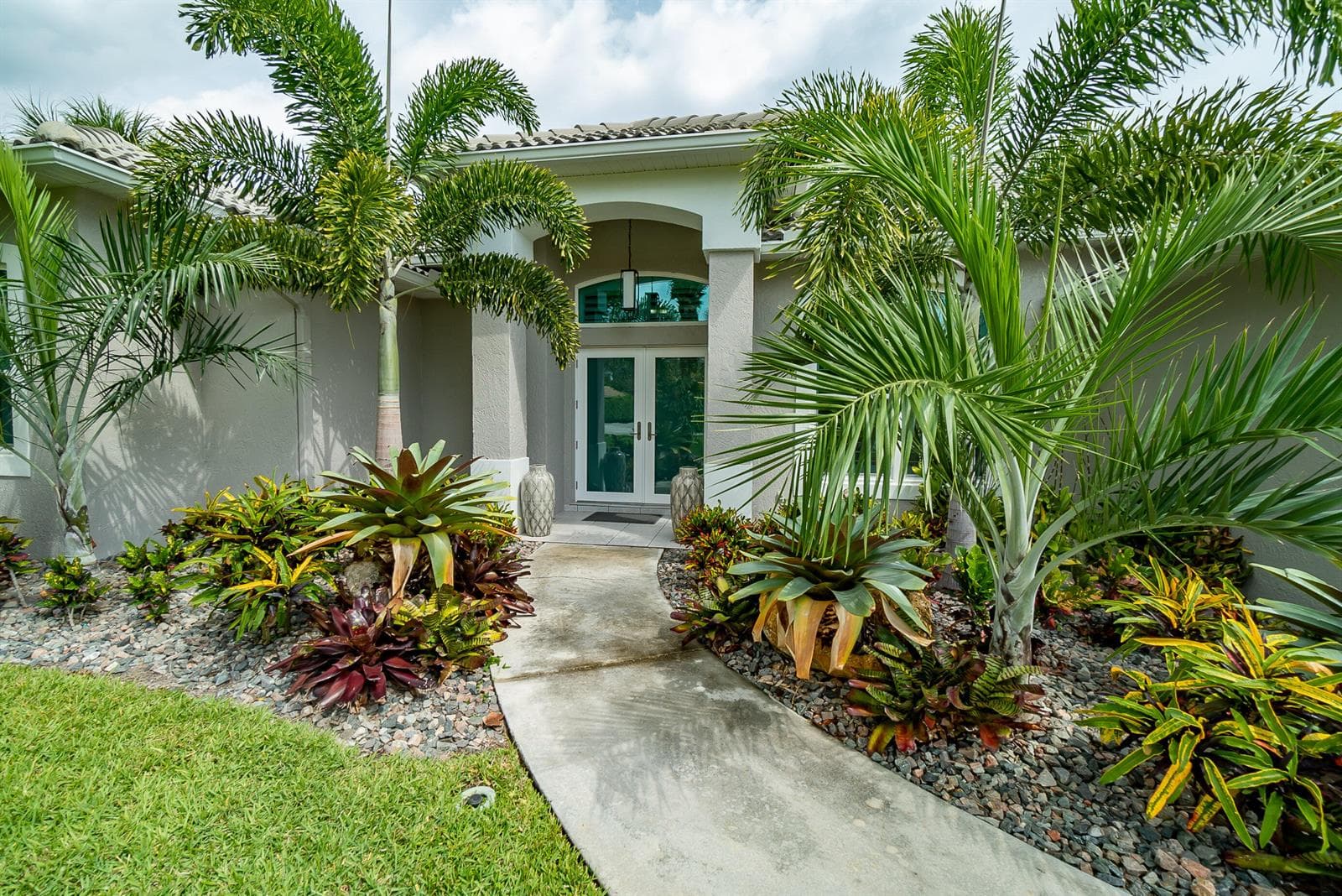 1714 Coconut Drive, Fort Pierce FL 34949 photo 3