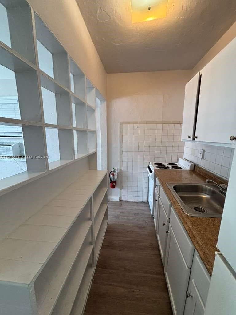 301 Sharar Ave # 4, Opa-Locka FL 33054 photo 5