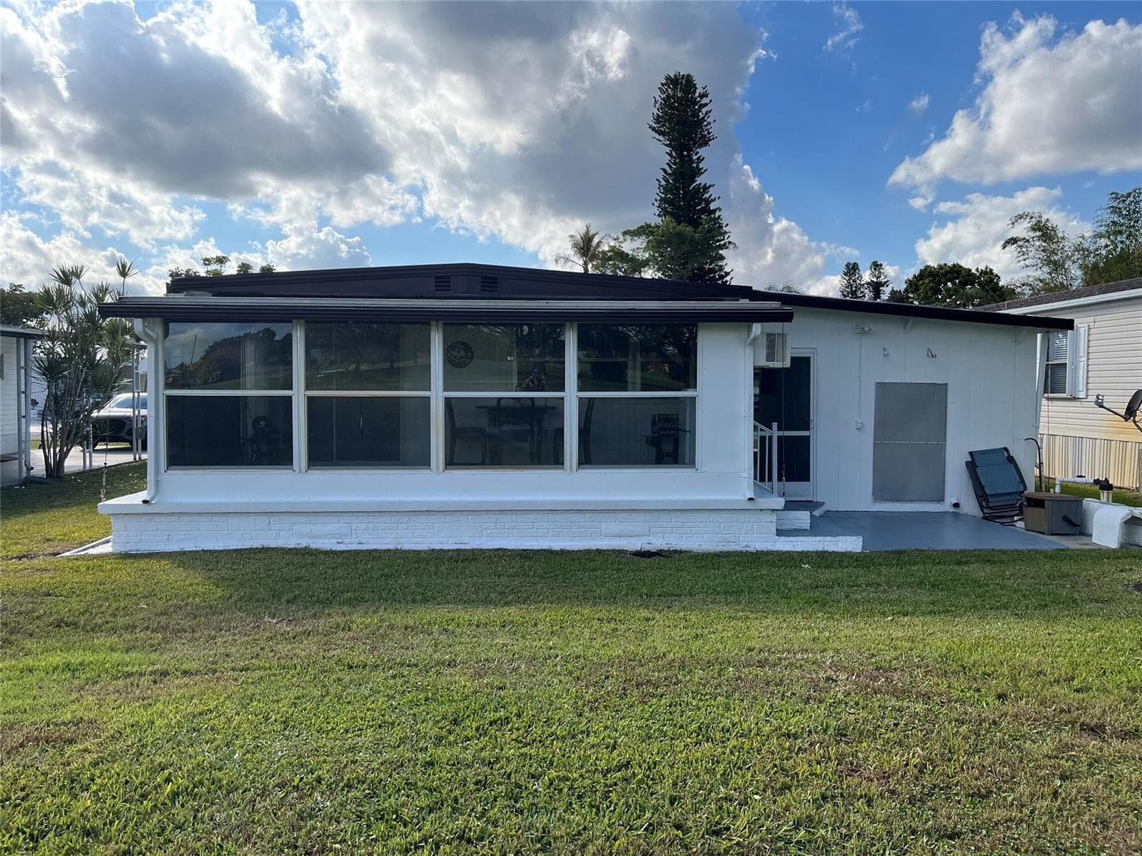 2196 SW 83rd Avenue, Davie FL 33324 photo 4