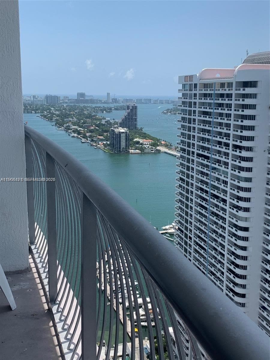 1750 N Bayshore Dr # 3808, Miami FL 33132 photo 3