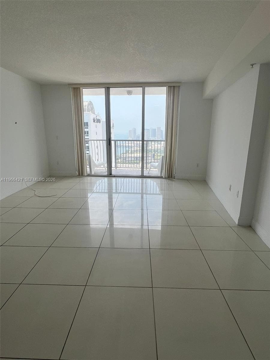 1750 N Bayshore Dr # 3808, Miami FL 33132 photo 4