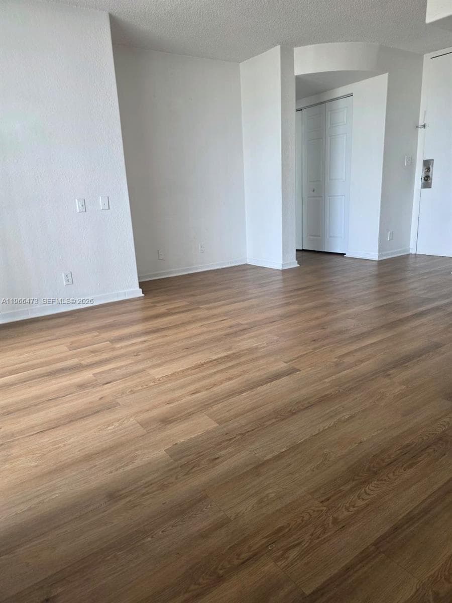 16450 NW 2nd Ave # 214, Miami FL 33169 photo 2