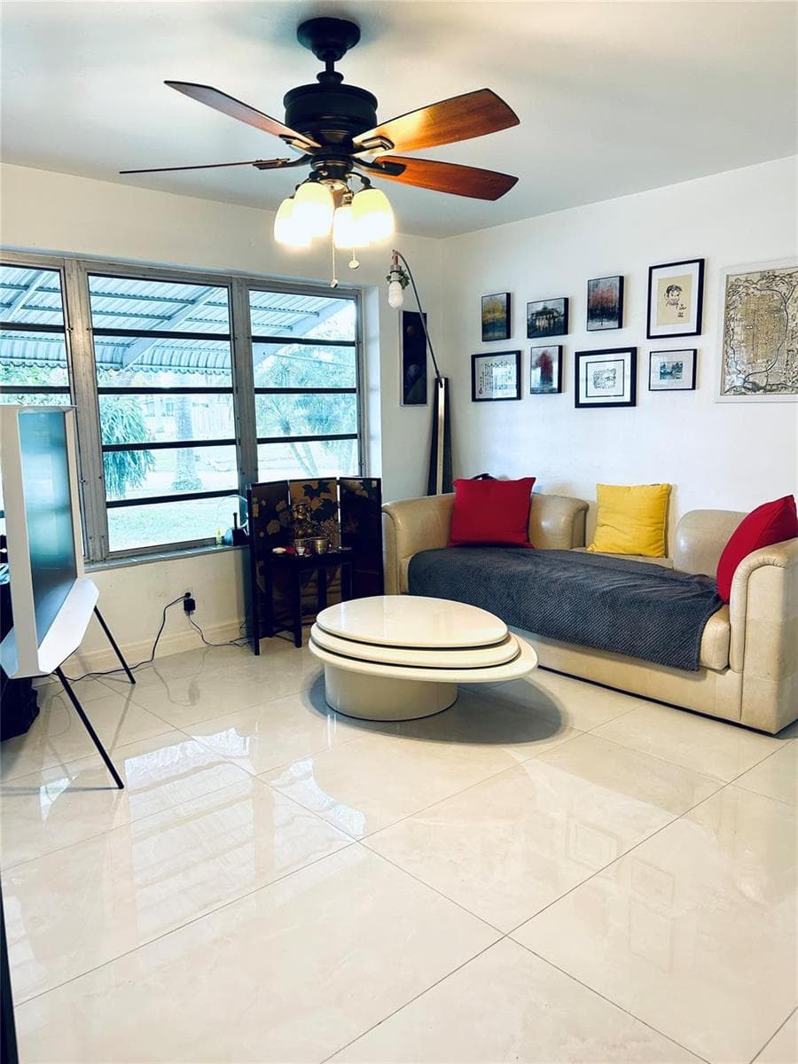 1521 NW 62nd Terrace, Margate FL 33063 photo 3