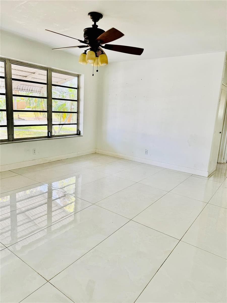 1521 NW 62nd Terrace, Margate FL 33063 photo 4