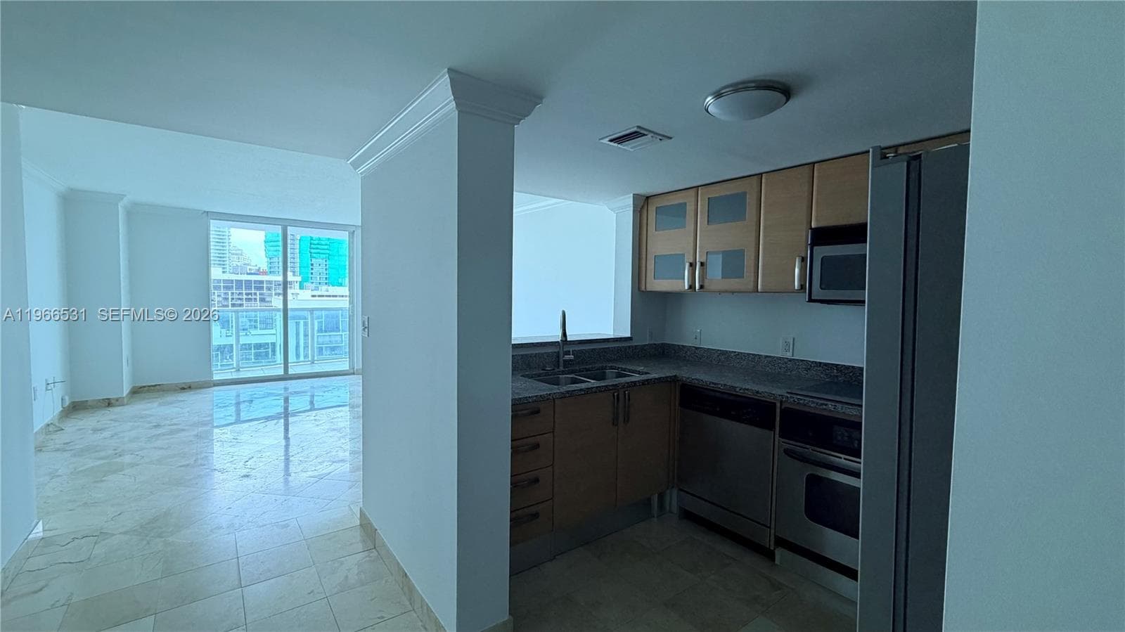 2101 Brickell Ave # 2202, Miami FL 33129 photo 4