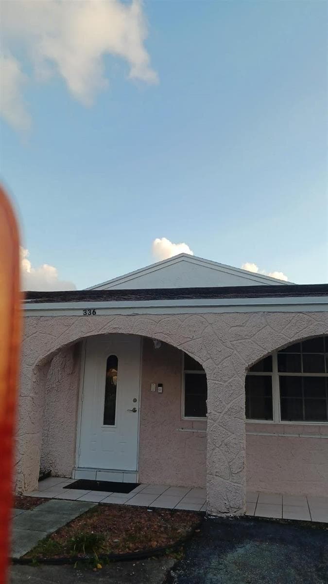336 NW 7th Court, Deerfield Beach FL 33441 photo 2