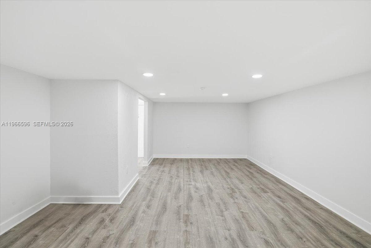 150 NW 29th St # 160, Miami FL 33127 photo 4