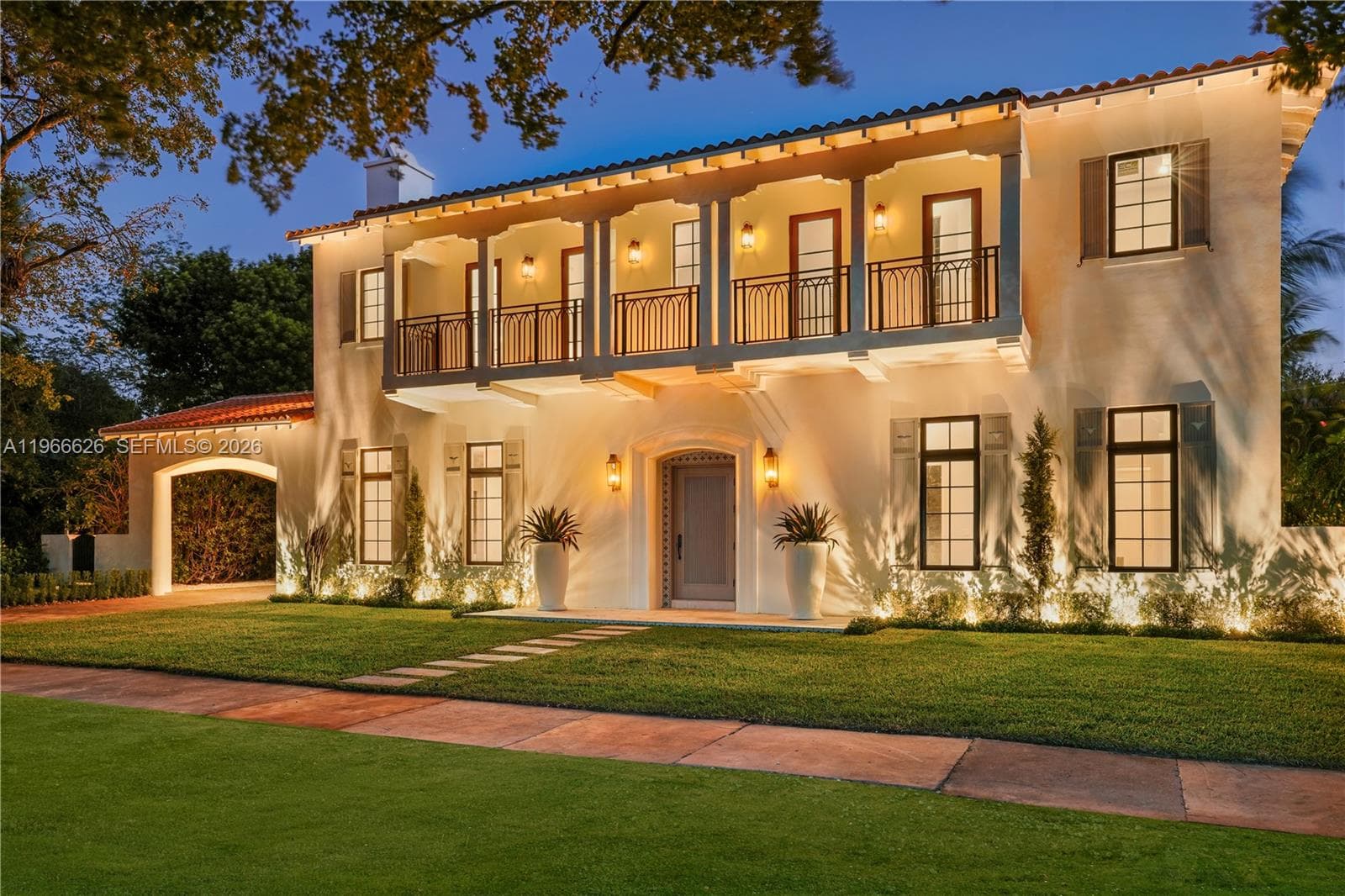 1514 Consolata Ave, Coral Gables FL 33146 photo 2