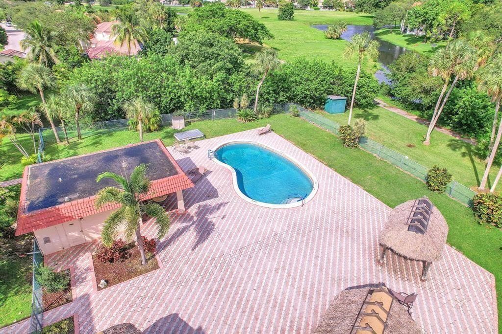 3231 Holiday Springs Boulevard # 105, Margate FL 33063 photo 5