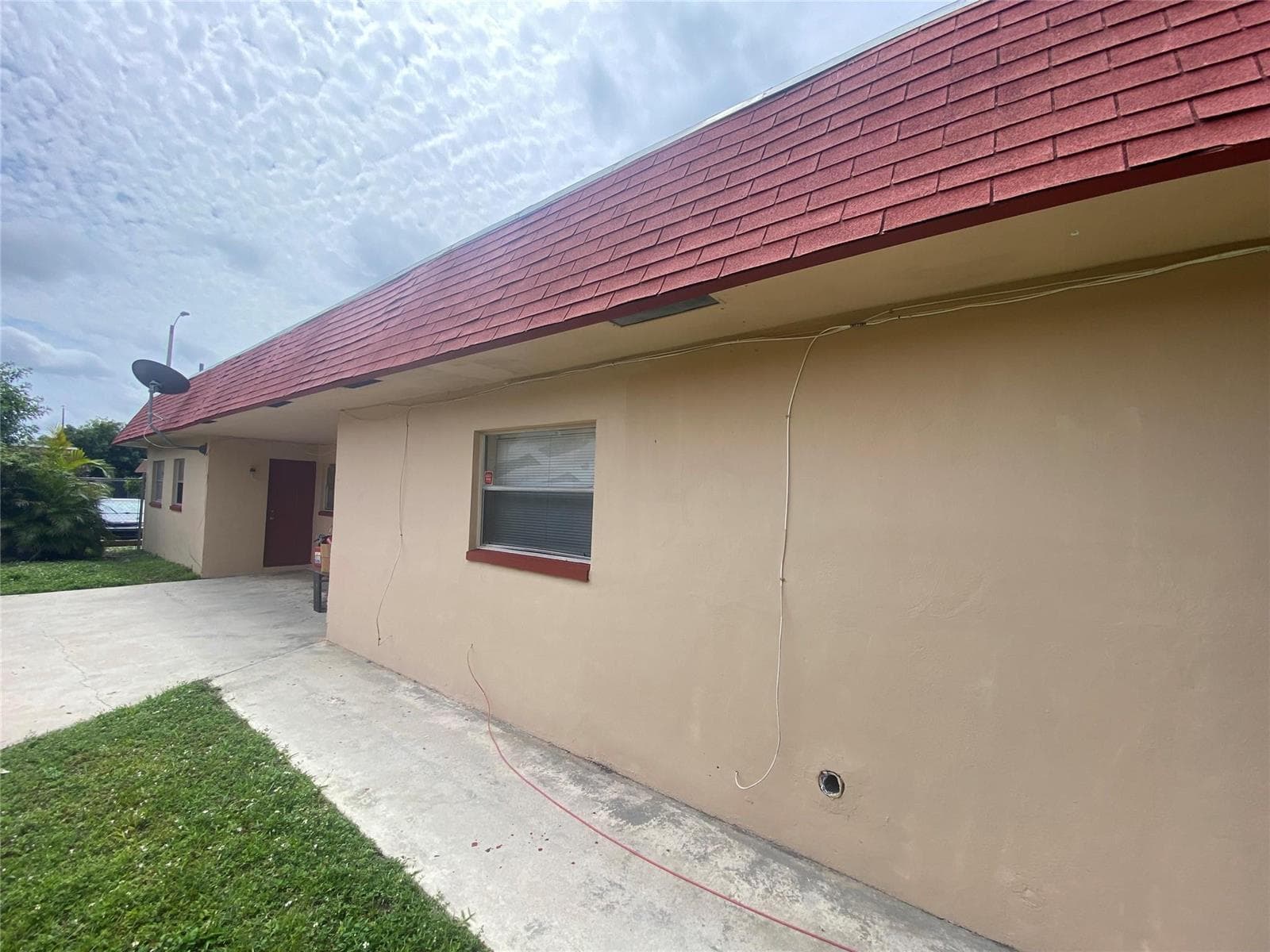 7961 SW 10th Court, North Lauderdale FL 33068 photo 2